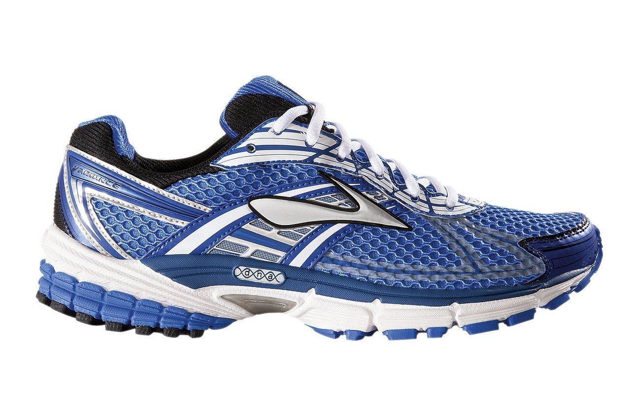 running shoe, shoe, brooks, highly functional, running, enthusiastic about sports, sports shoe, shoe market, sports, leisure time, product photo, fitness, athletic, dynamic, men, shoe, shoe, shoe, shoe, shoe